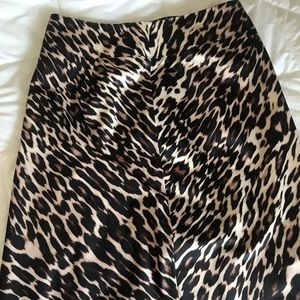 🆕 Leopard Skirt - Size 12